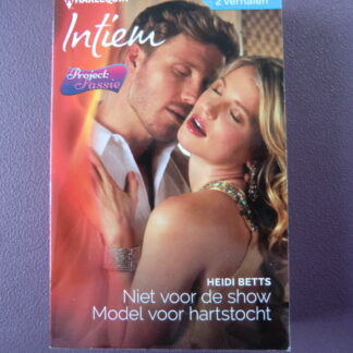 Intiem Extra 321: Niet voor de show / Model voor hartstocht / Heidi Betts